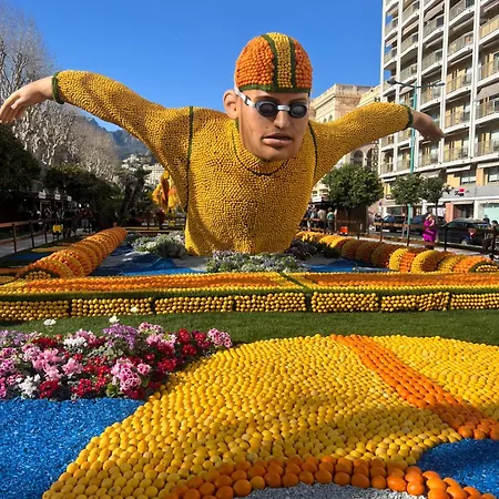 Cote D Azur Premier Sablettes Est Menton Beachfront Appartement *