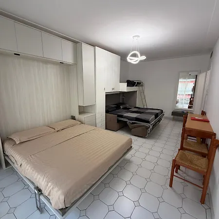 Appartement Cote D Azur Premier Sablettes Est Menton Beachfront *