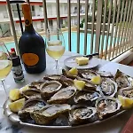 Azure Beachfront Sablettes Est Beachfront * Ментона