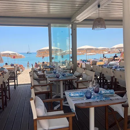 Cote D Azur Premier Sablettes Est Menton Beachfront Apartment