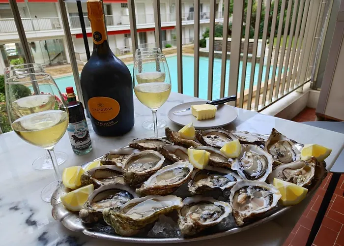 Azure Beachfront Sablettes Est Beachfront * Menton