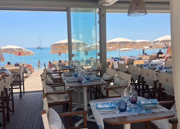 Azure Beachfront Sablettes Est Beachfront Apartment