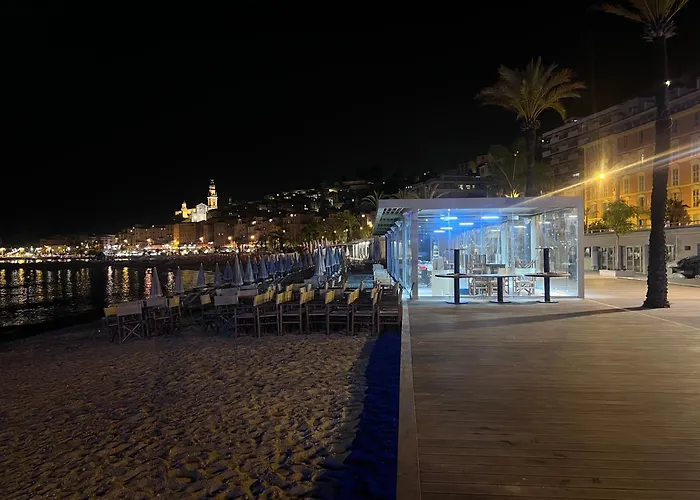 Apartment Azure Beachfront Sablettes Est Beachfront *